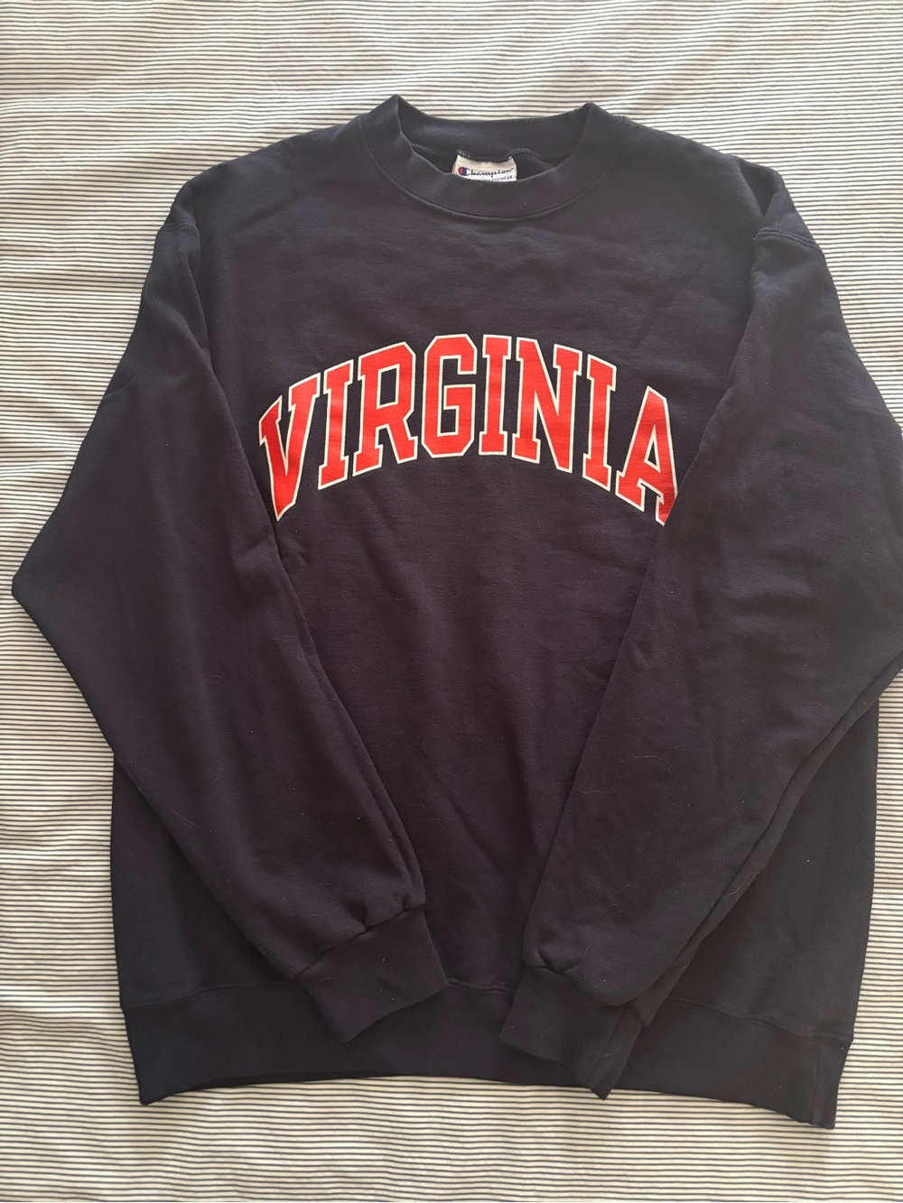 Champion Navy Crewneck UVA Sweatshirt - size L